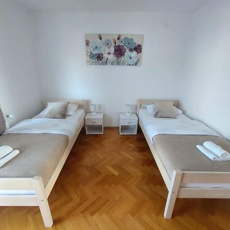 Dream Otočac Exterior foto